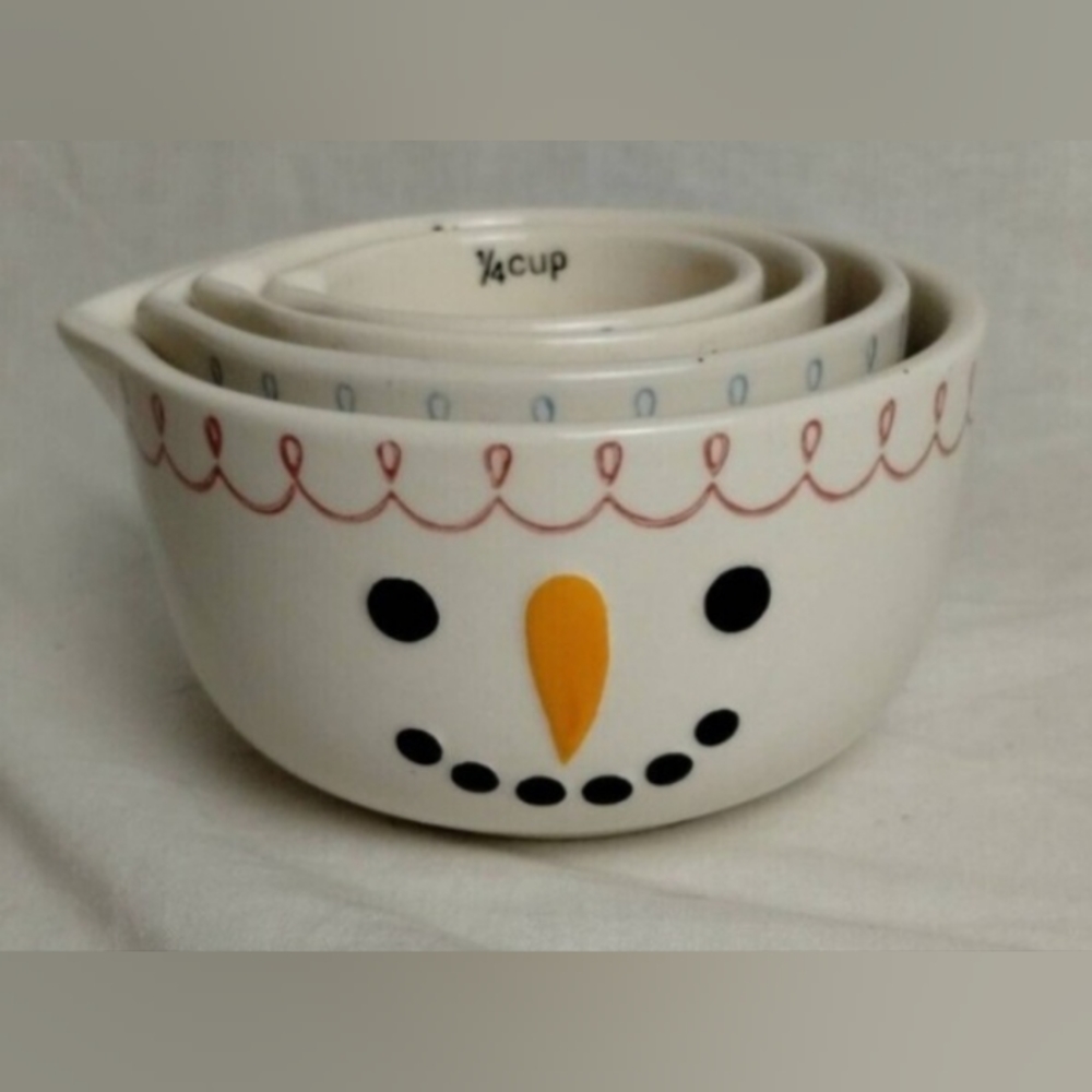 Snowman Face Stoneware Measuring Cups, Set of 4